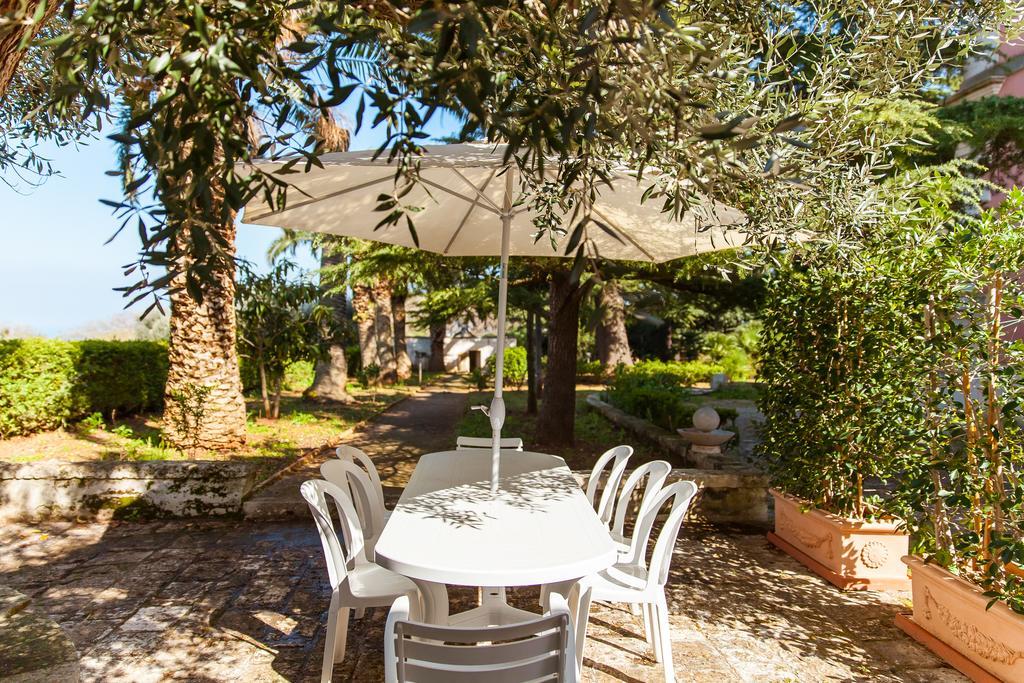 Villa Carenza Monopoli Bagian luar foto